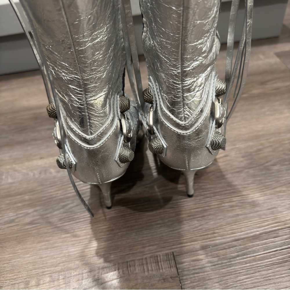 Balenciaga Cagole 90mm Metallic Arena Silver Heeled Tall Boots - Picture 8 of 16